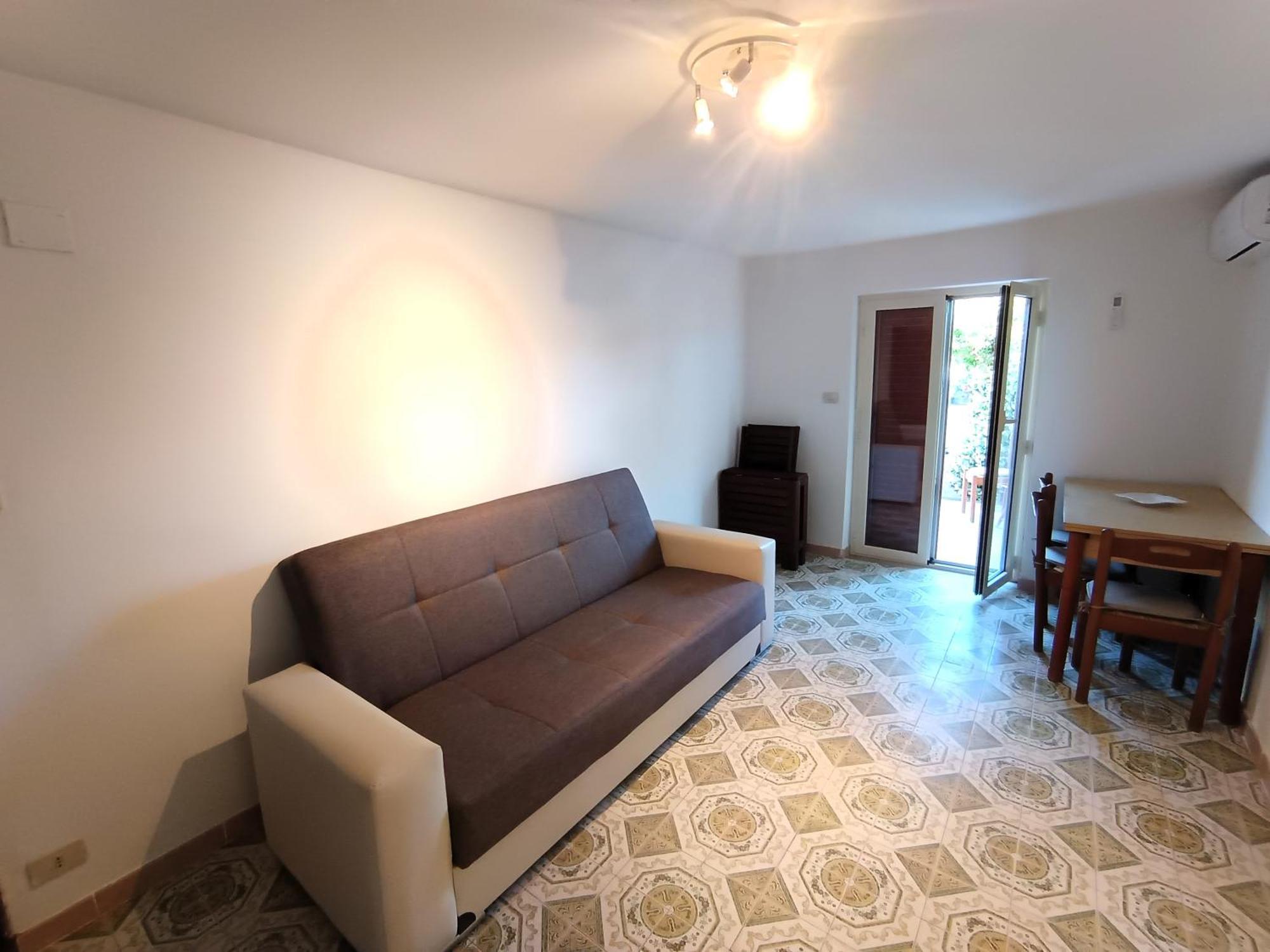 Monolocale Tirreno Studio Seafront Formia Bagian luar foto