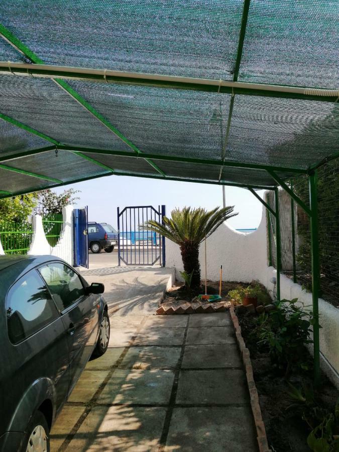 Monolocale Tirreno Studio Seafront Formia Bagian luar foto